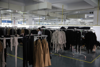 繡好山河 上海交大“山河相依”實踐團沂蒙山黃河灘區(qū)脫貧攻堅調研與服飾研發(fā)紀實