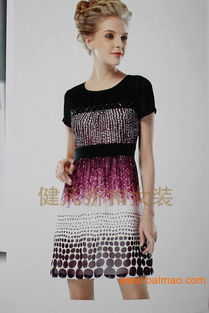 深度解析 女裝正品尾貨庫存的品牌折扣批發——從服飾研發到精品流通